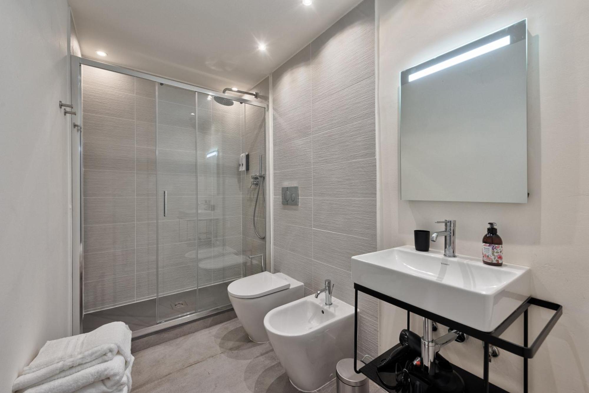 Bligny Zero By Apartments To Art Торино Екстериор снимка
