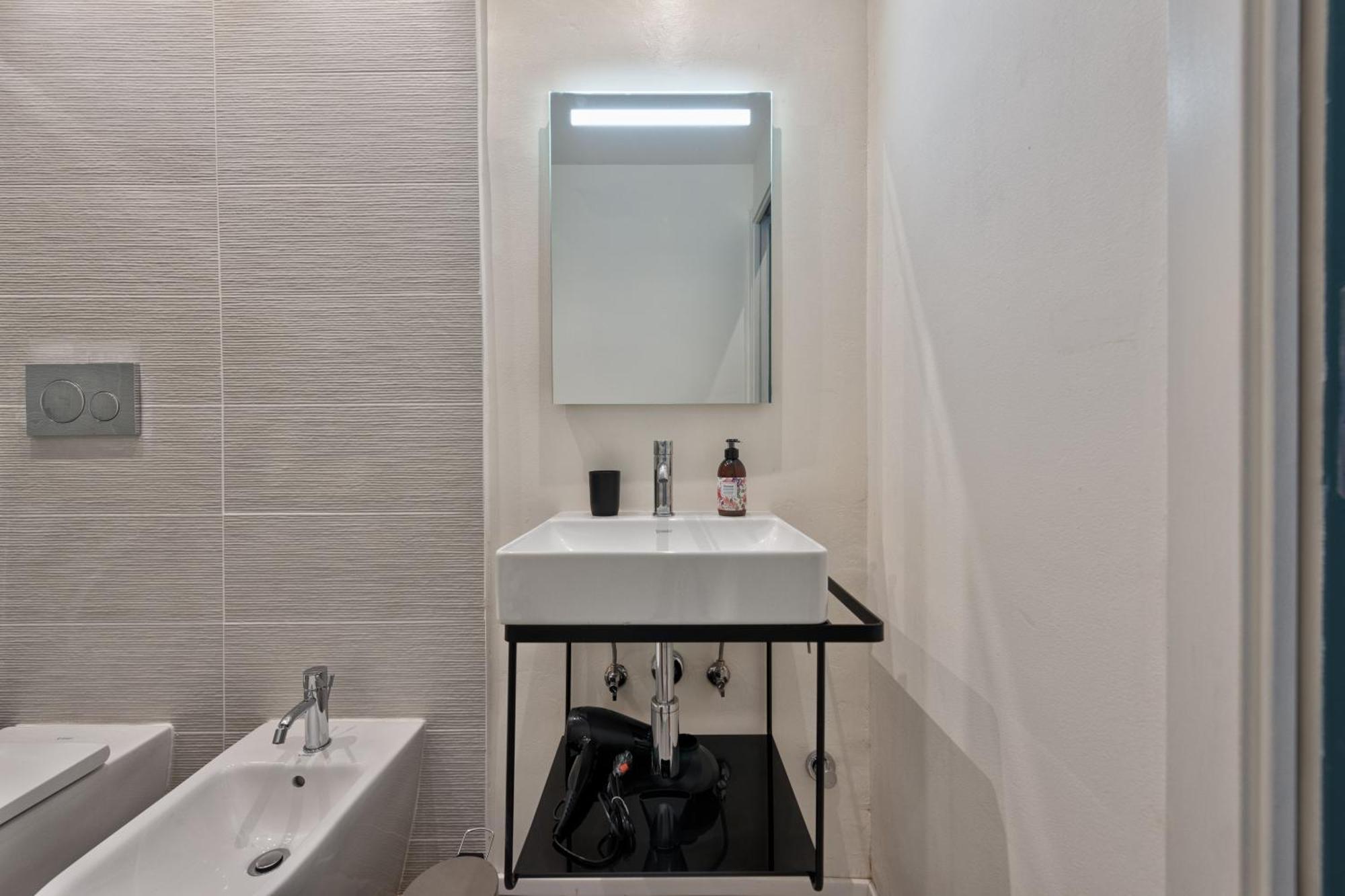 Bligny Zero By Apartments To Art Торино Екстериор снимка